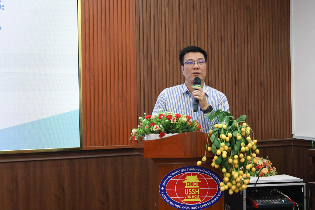 PGS.TS Lưu Văn Quyết khẳng định những trao đổi là kiến thức bổ ích, giúp nâng cao công tác bảo vệ bản quyền và quyền liên quan trong môi trường số - Ảnh: MỸ NGÂN 