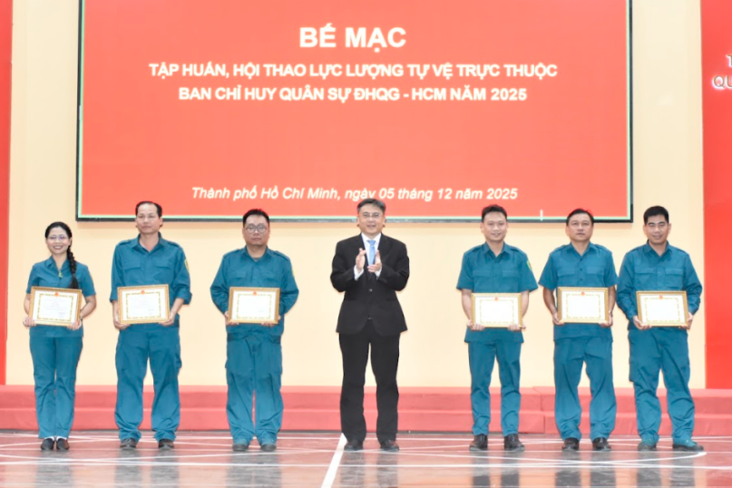 Trường ĐH KHXH&NV xuất sắc đạt Giải Nhất tập thể tại Hội thao Lực lượng tự vệ trực thuộc Ban CHQS ĐHQG-HCM năm 2025