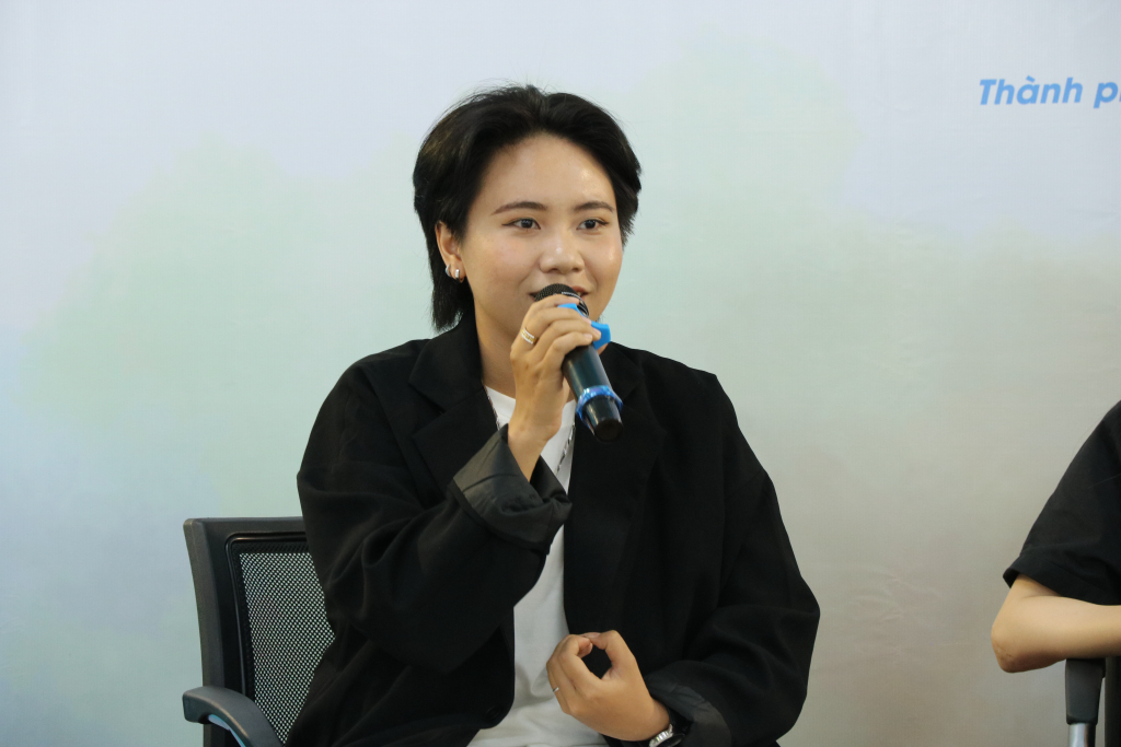 Sinh viên Trần Tố Trang mong muốn được làm việc trong một môi trường có sự tôn trọng, tin tưởng và chính sách rõ ràng - Ảnh: Hoàng Phương