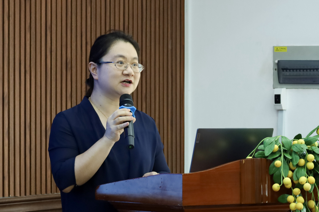 Bà Phương Hân Nhiên khẳng định mục tiêu thiết thực của hội thảo - Ảnh: QUỲNH NHƯ