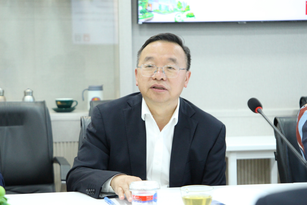 Ông LIU Huaide đề xuất thúc đẩy cơ chế trao đổi giảng viên và sinh viên trong các chương trình hợp tác quốc tế - Ảnh: YẾN NHI