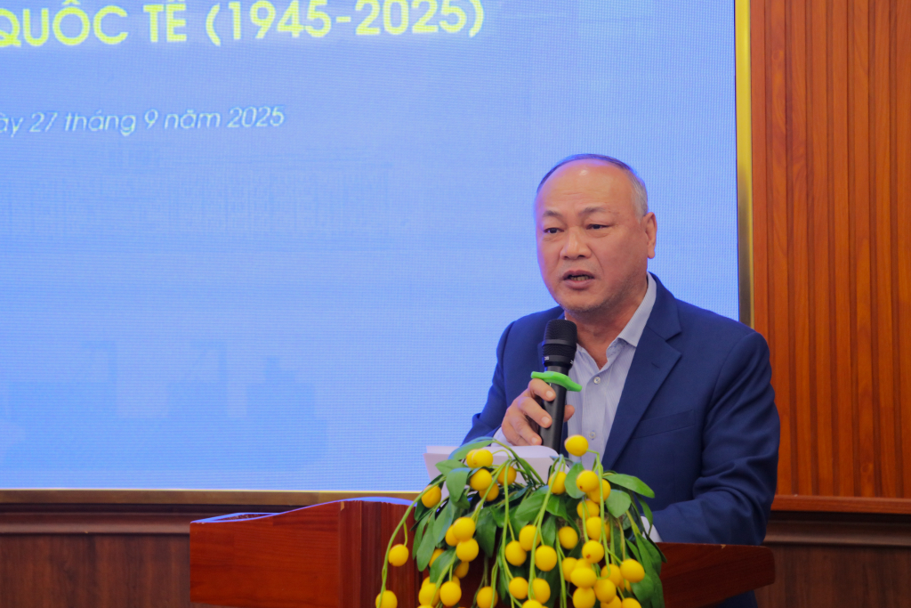 TS. Phan Thanh Định nhấn mạnh ý nghĩa đặc biệt của hội thảo trong không khí chào mừng ngày lễ lớn của dân tộc - Ảnh: LÝ NGUYÊN